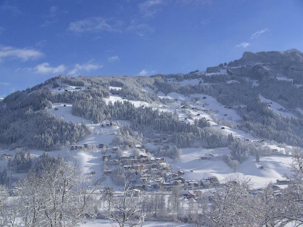 Haus Dejakom Mayrhofen Bagian luar foto